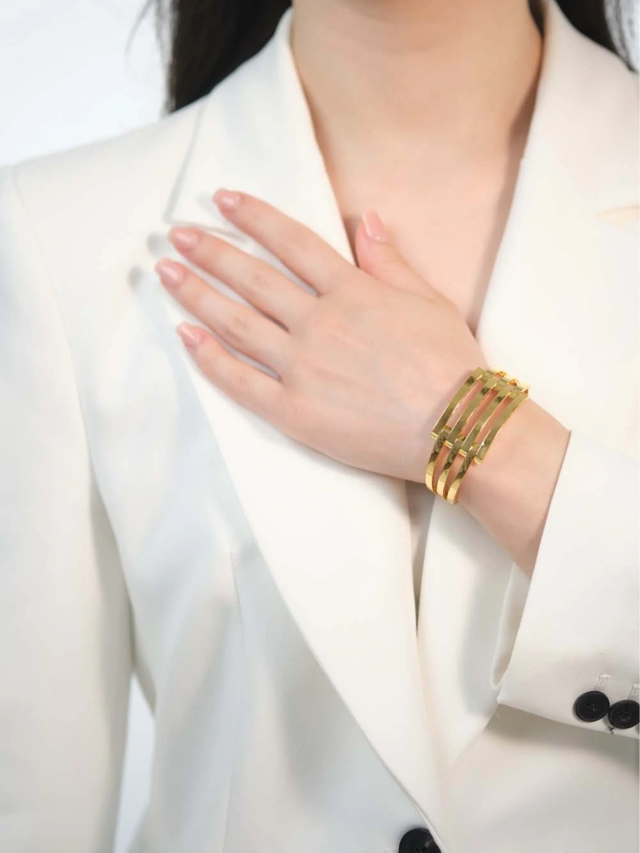 Kaburga Altın Kelepçe