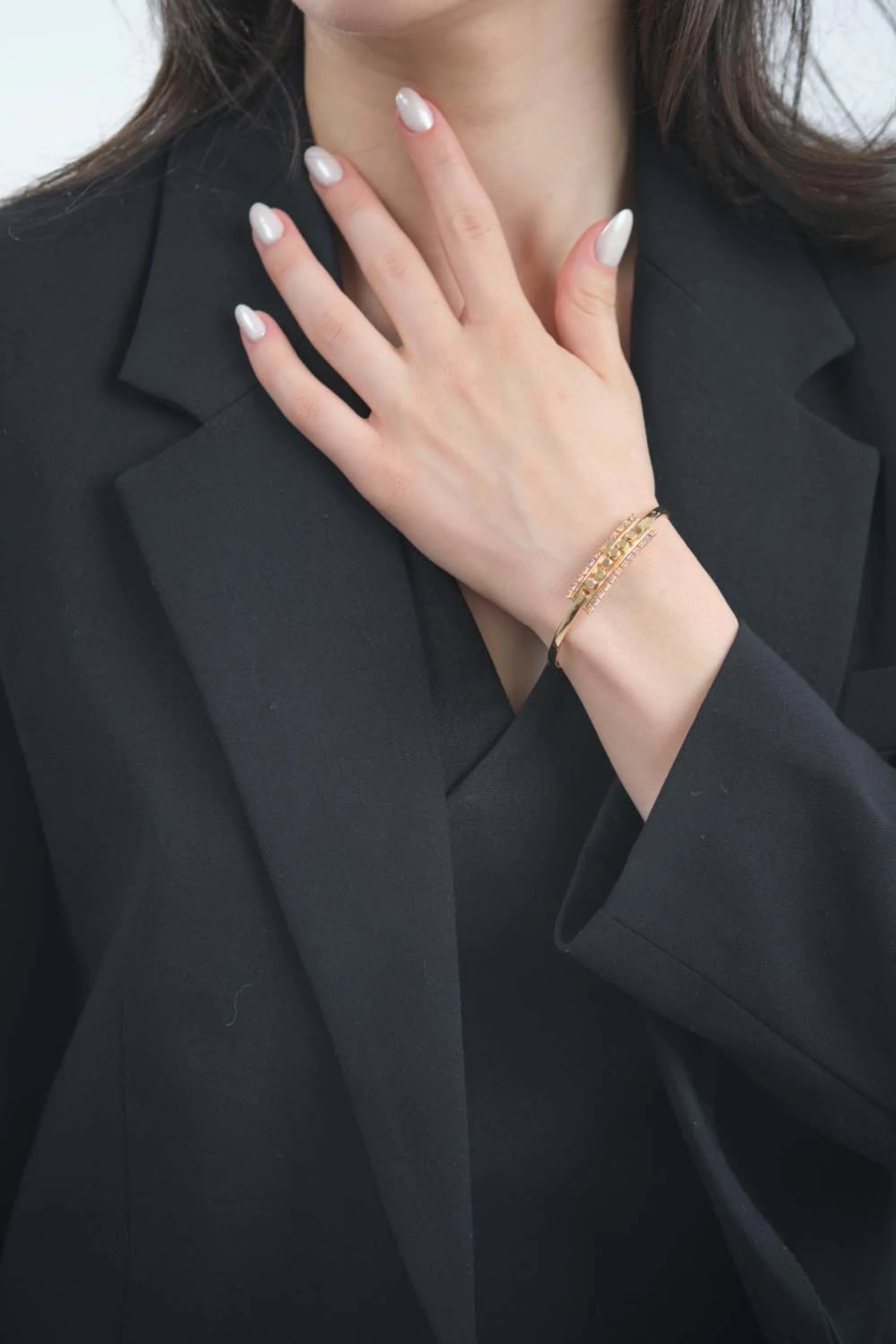 Dorika Kaburga Altın Kelepçe