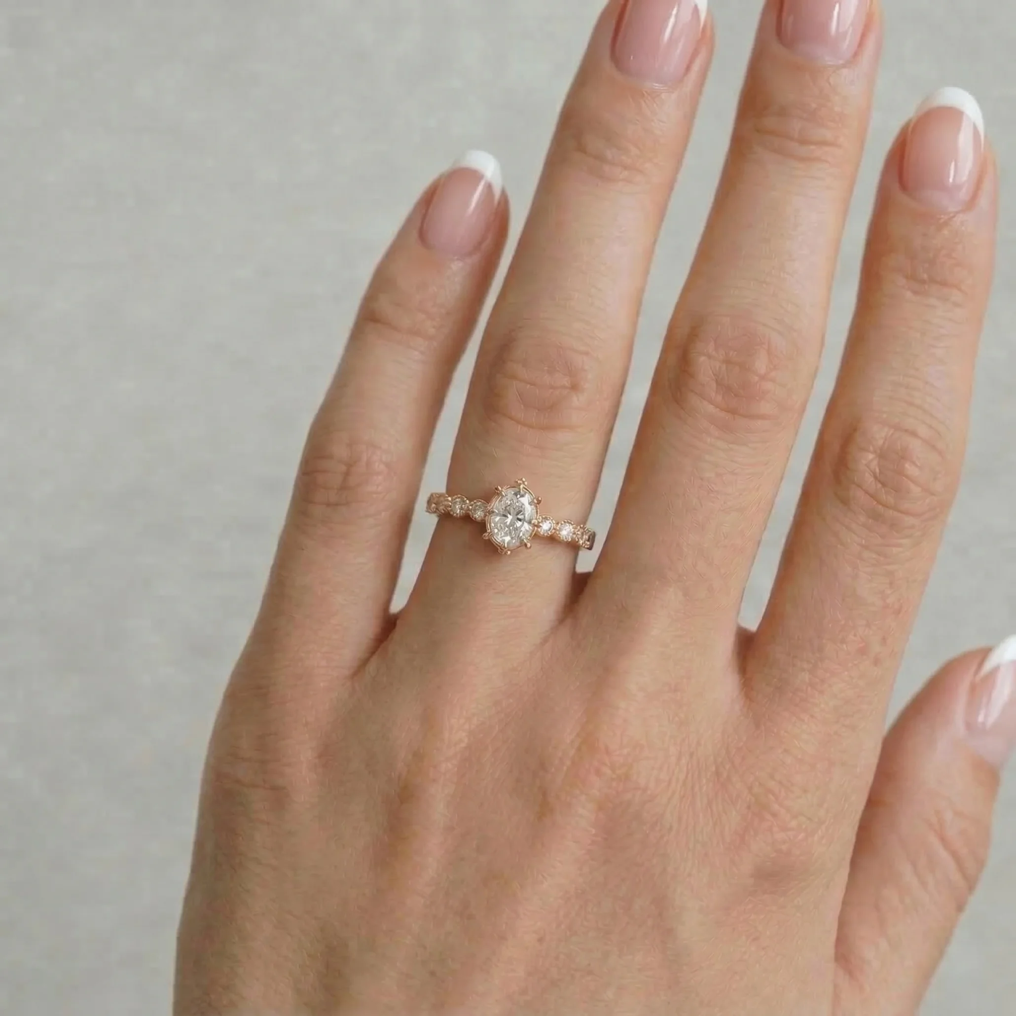 White Topaz Pırlantalı Yüzük