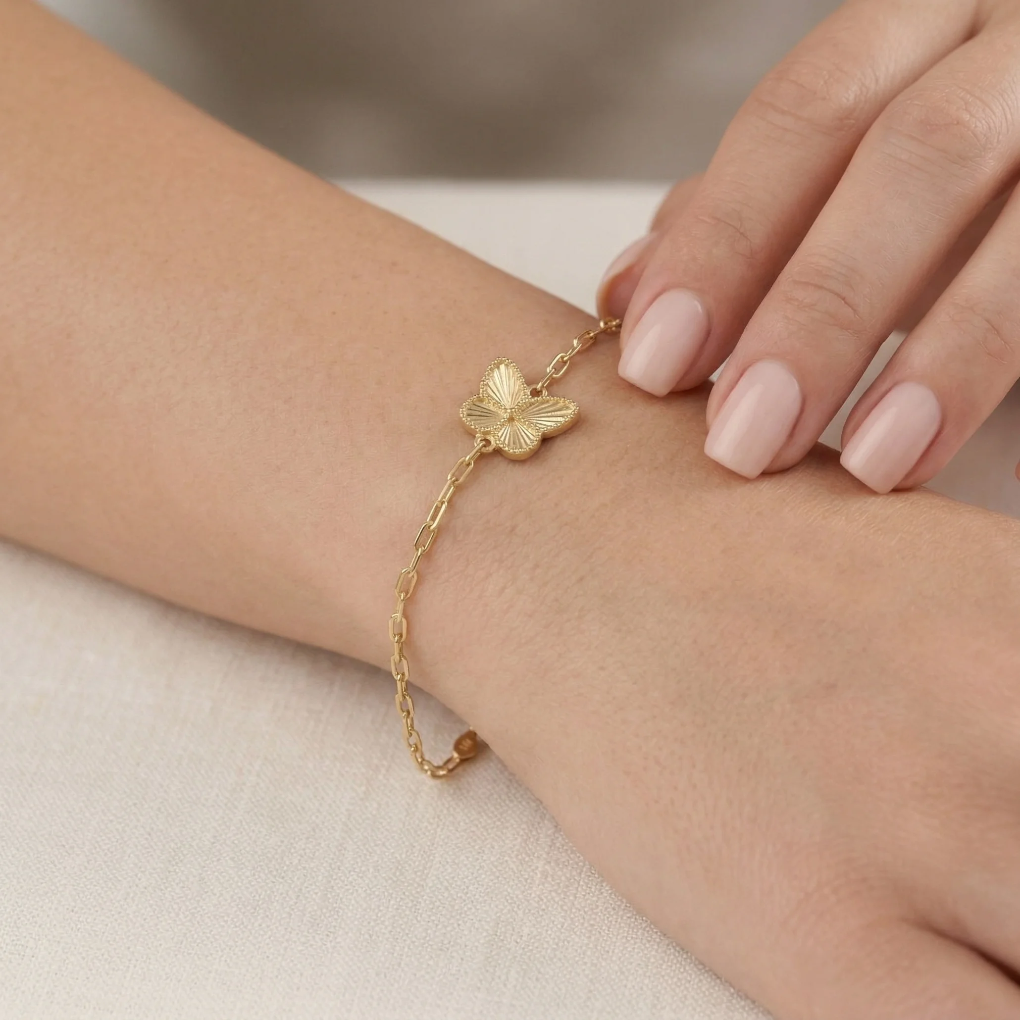 Kelebek Altın Bileklik