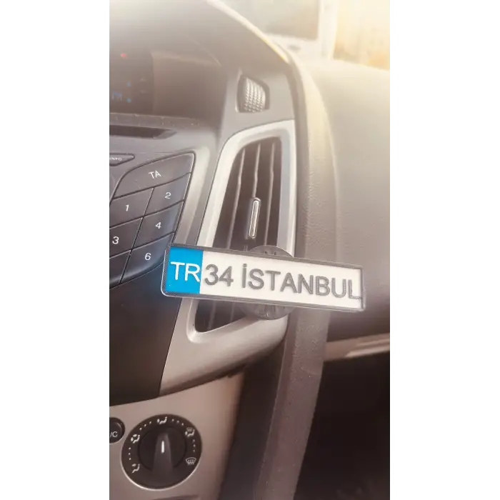 PLAKA ARABA KOKUSU