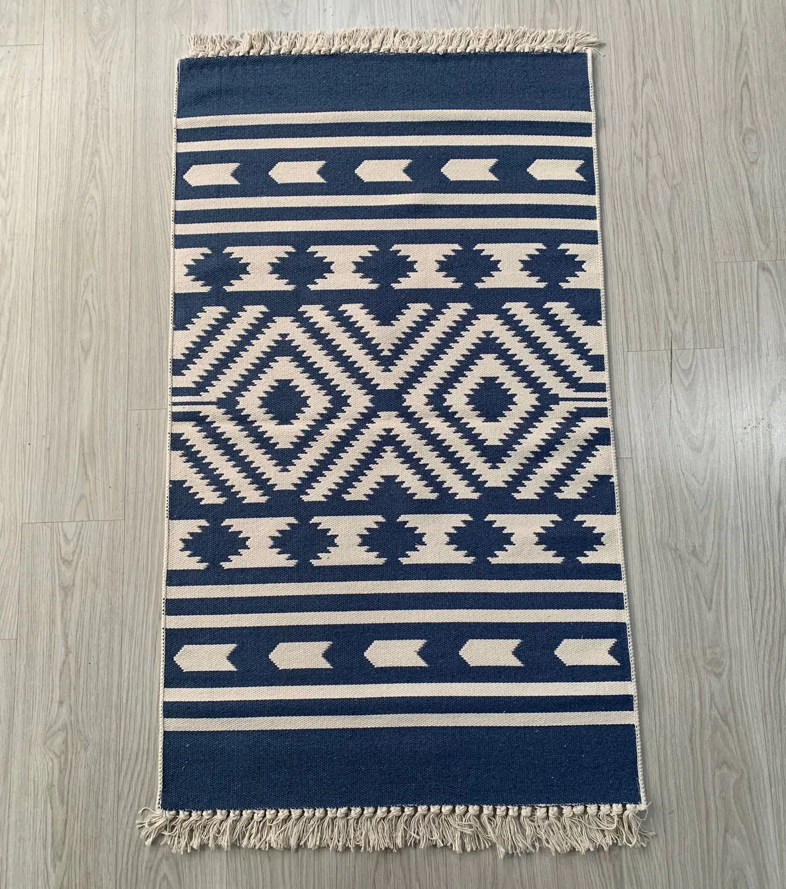 Mavi Geometrik Desenli El Dokuması Kilimi - 85x160 cm