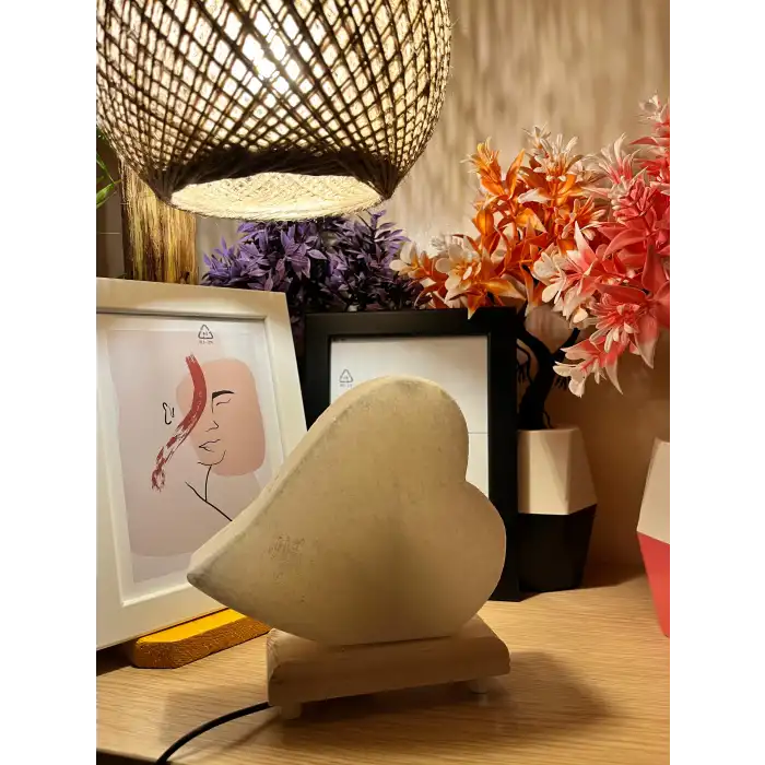 Kalp Şeklinde Tuz Lambası