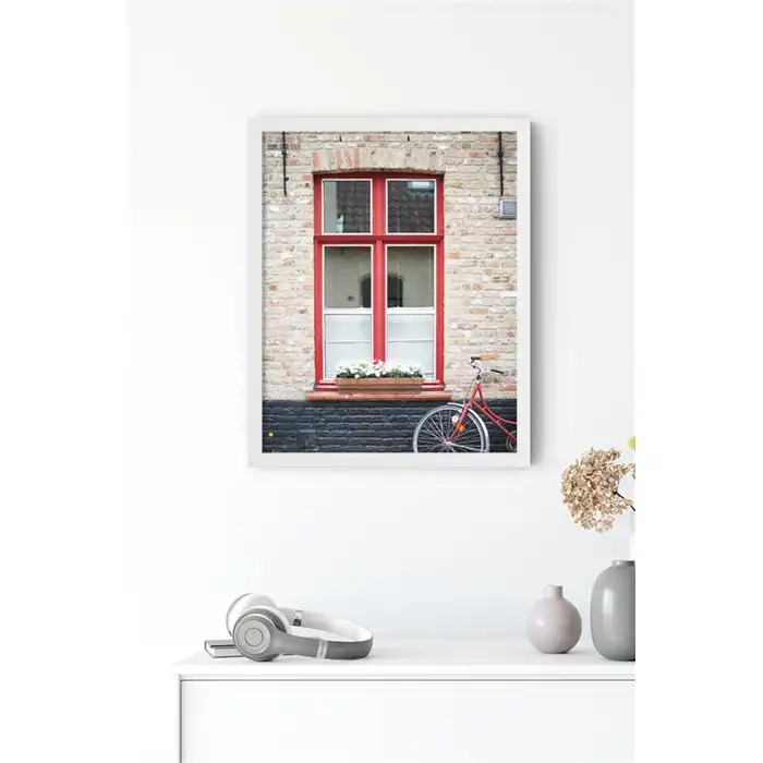 Kırmızı Pencere Poster Tablo