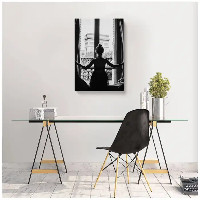 Penceredeki Kız Kanvas Tablo