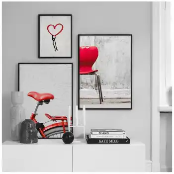 Kırmızı Sandalye Poster Tablo Seti