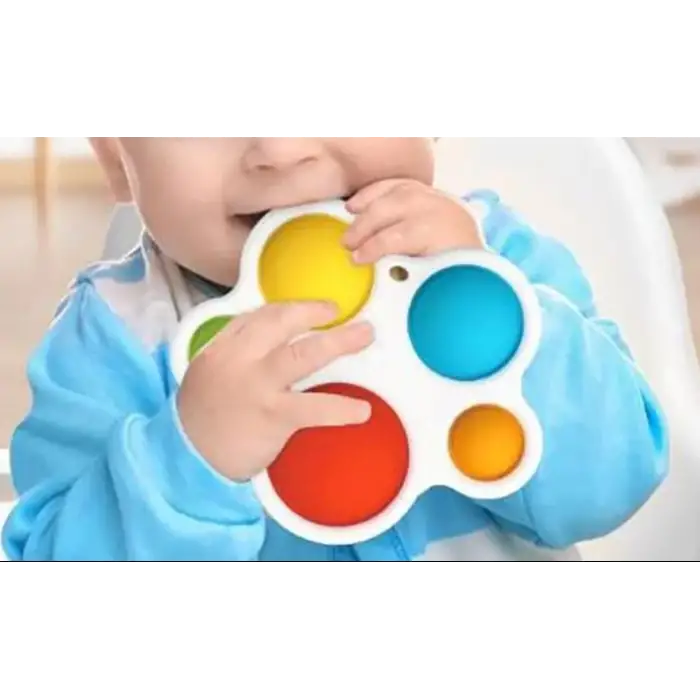 Bebek Diş Kaşıyıcı ve silikon stres topu oyunu  ikisi bir arada