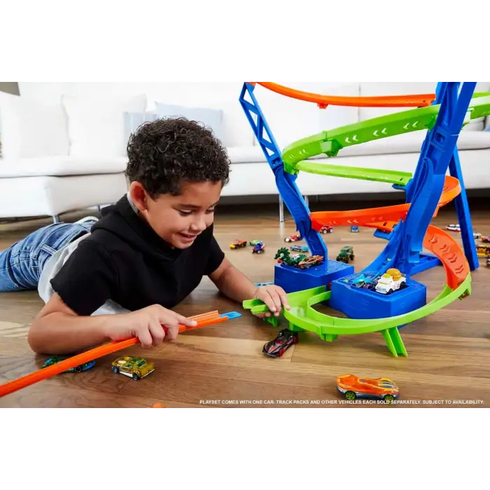 Hot Wheels Spiral Çarpışma motorlu uzun yarış seti