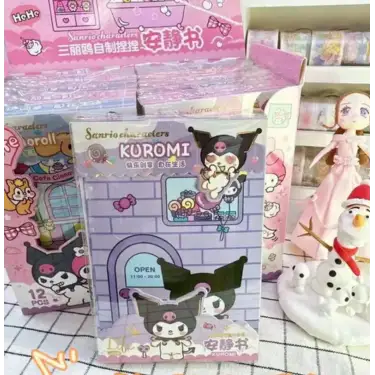 Sanrio Karakterleri Quiet Book Kuromi model 1