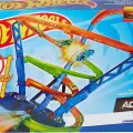 Hot Wheels Spiral Çarpışma motorlu uzun yarış seti