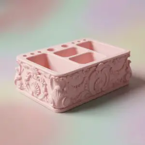 Barok Dönem El İşçiliği Görünümlü 3D Baskı Mat Pembe Makyaj Düzenleyici