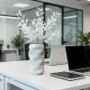 Modern Dalgalı Tasarım Beyaz Dokulu Vazo - Kumtaşı Görünümlü Dekoratif Obje (16cm)