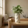 Modern Dalgalı Tasarım Beyaz Dokulu Vazo - Kumtaşı Görünümlü Dekoratif Obje (16cm)