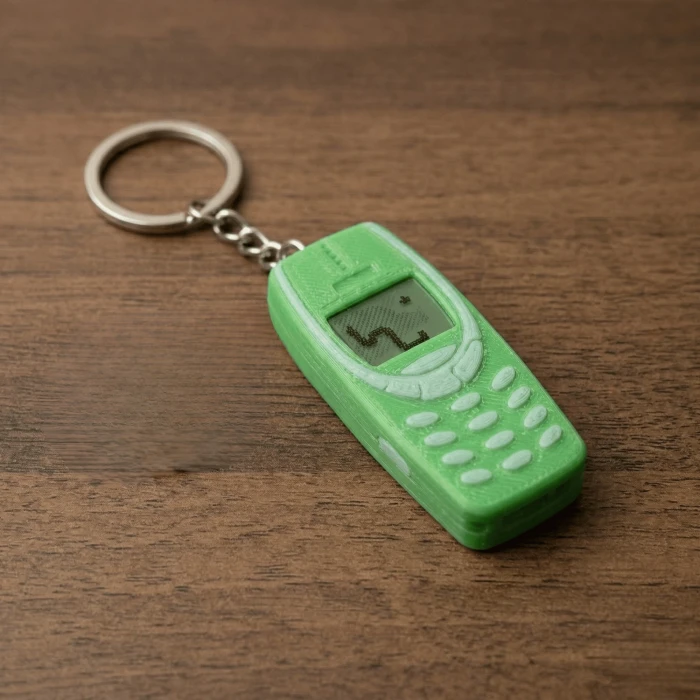 Premium Yeşil 3D Baskı Nostaljik Tuşlu Telefon Anahtarlık - İkonik Yılan Oyunu Figürlü