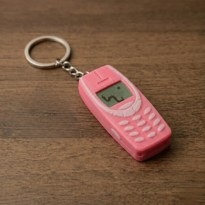 Premium Pembe 3D Baskı Nostaljik Tuşlu Telefon Anahtarlık - İkonik Yılan Oyunu Figürlü