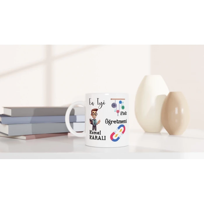 Fizik Öğretmeni Hediyesi – İsimli Porselen Kupa Bardak, Çift Taraf Baskılı, 300 ml, Kutulu Hediye