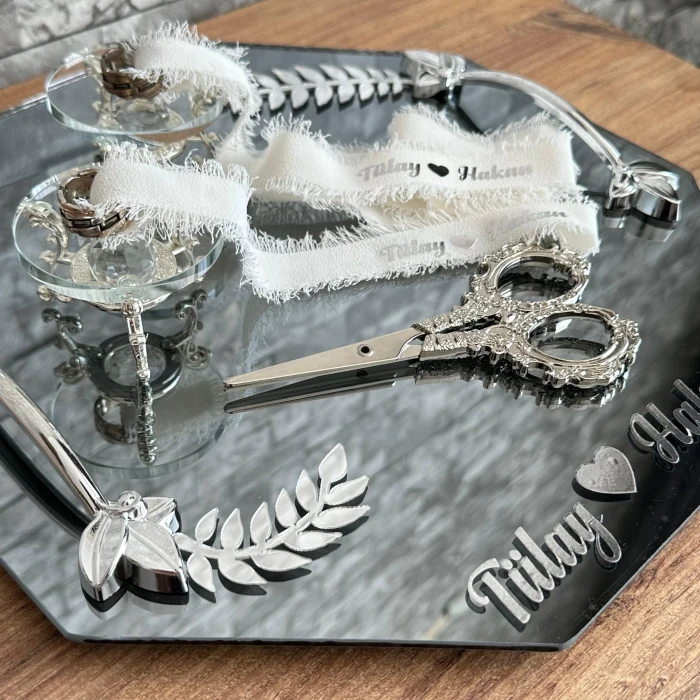 Gümüş Altıgen Yaprak Desenli Söz Nişan İsteme Tepsisi