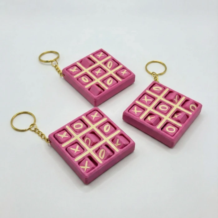 Hareketli Tic Tac Toe (XOX) Anahtarlık - Oynanabilir Stres Oyuncağı - Pembe