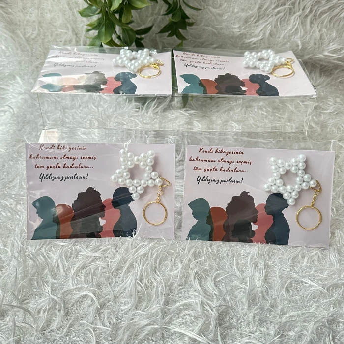 İnci Yıldız Anahtarlık – Güçlü Kadınlara Özel Şık Hediye