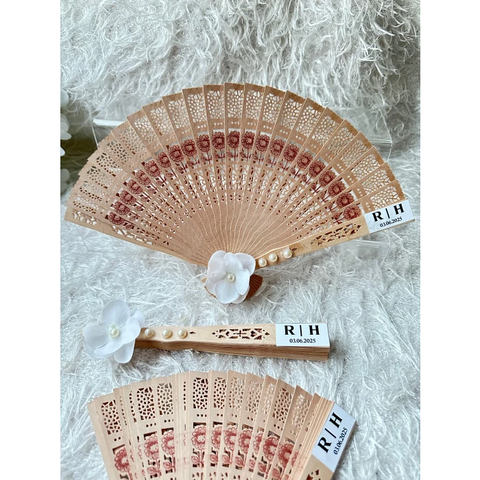 Kişiye Özel Etiketli Hatıra Yelpazesi – Kadınlar Günü, Mevlüt, Nişan, Düğün ve Özel Gün Hediyesi 3 Adet