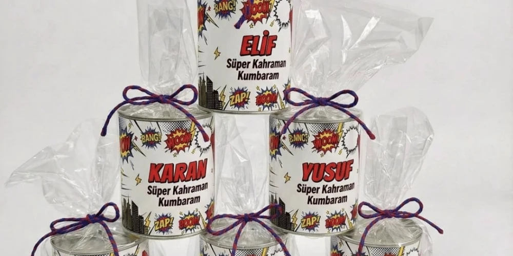 Karne Hediyesi Olarak İsme Özel Kumbara: Sınıfa Toplu Hediye Önerileri