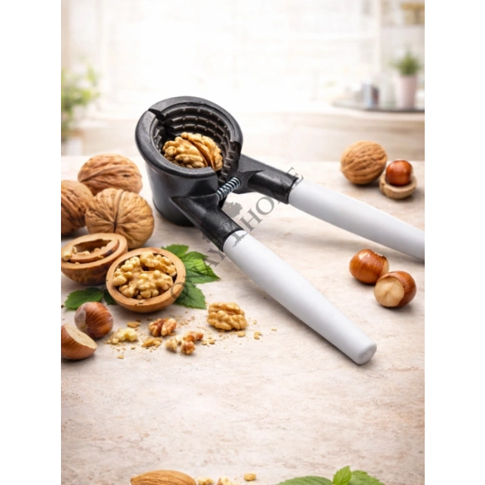 Dayanıklı Metal Ceviz ve Fındık Kıracağı – Kaymaz Saplı, Ergonomik Tasarım