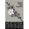 Badem Dalına Asılı Bebekler