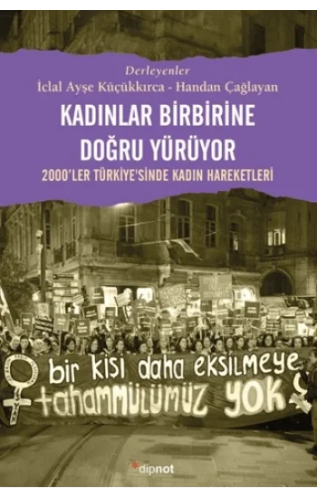 Kadınlar Birbirine Doğru Yürüyor