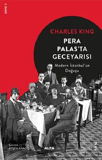 Pera Palasta Geceyarısı