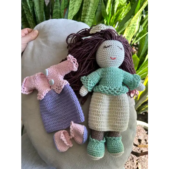 Arigurumi Örgü Kız Bebek Yedek Elbise ve Ayakkabı ile (Ortalama 30CM)