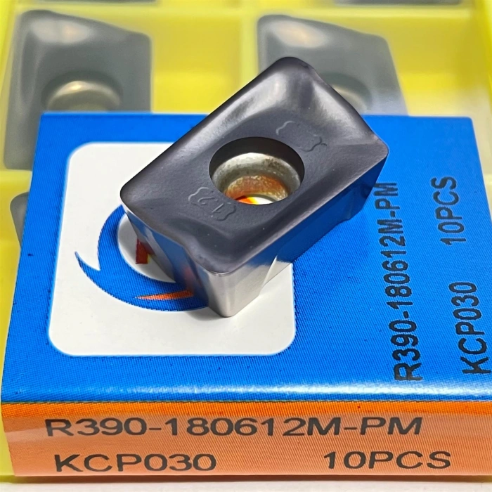 R390 180612 M-PM KCP030