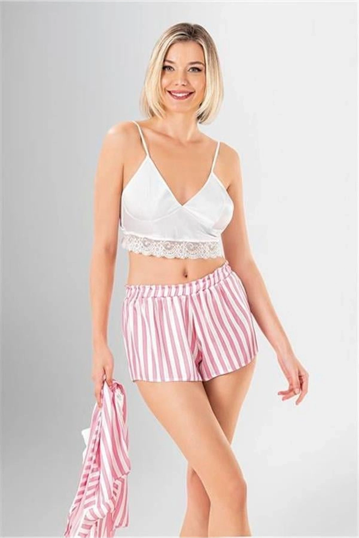 3Lü Desenli Saten Şort Takımı Standart Renk