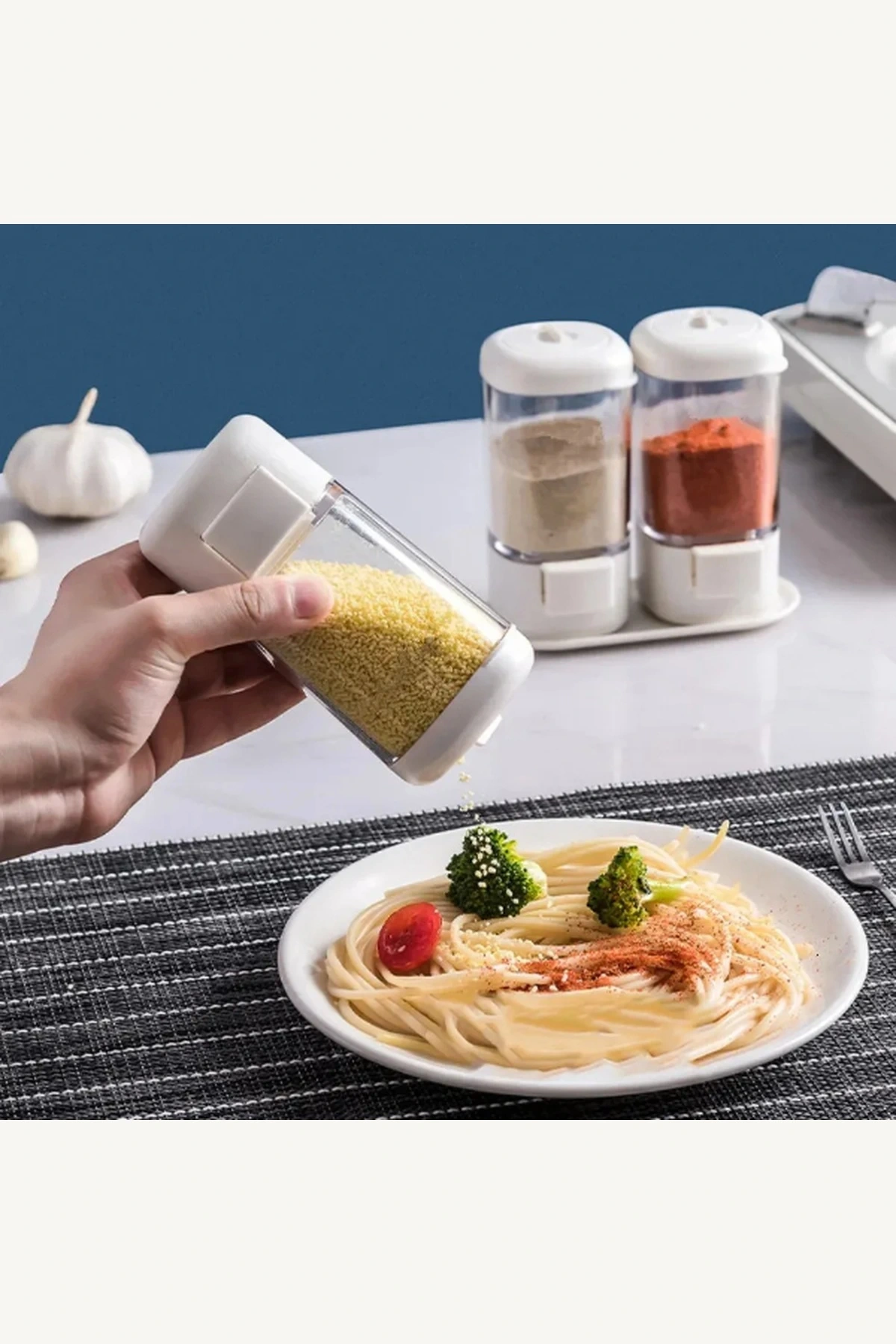 4lü Basmalı Mekanizmalı Kontrollü Akış Şeffaf 380gr Baharatlık Tuzluk Takımı