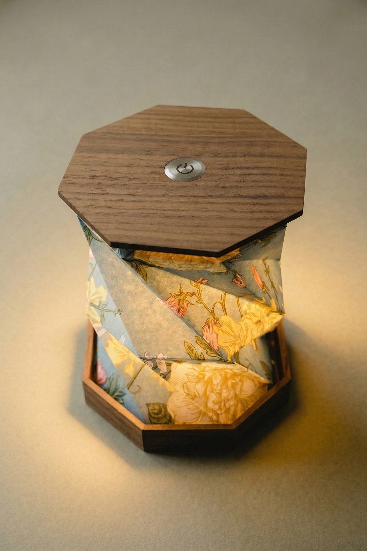 Wood Grove Katlanabilir Şarjlı Dekoratif LED Abajur Ahşap Aydınlatma