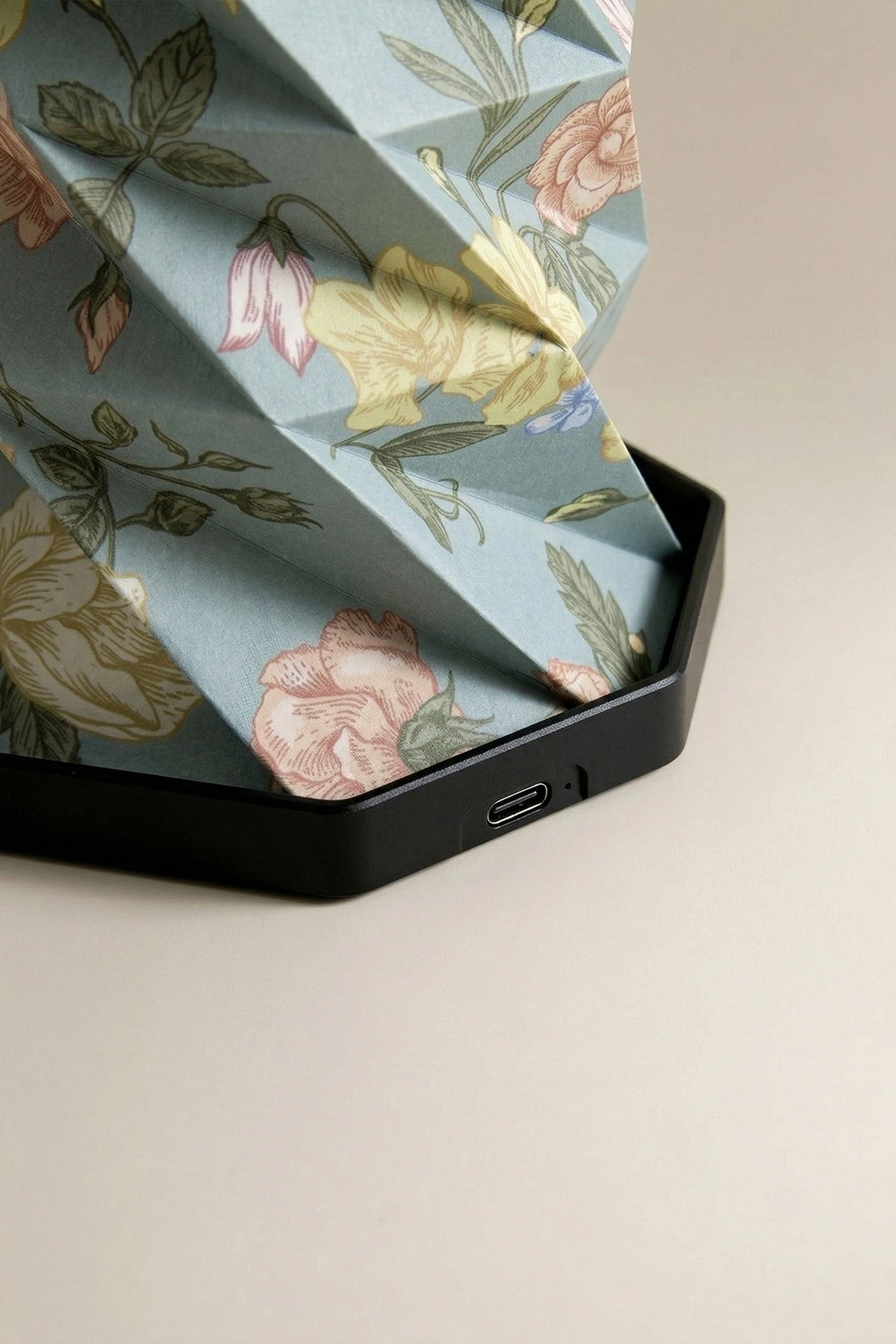 Black Luna Katlanabilir Şarjlı Dekoratif LED Abajur Aydınlatma