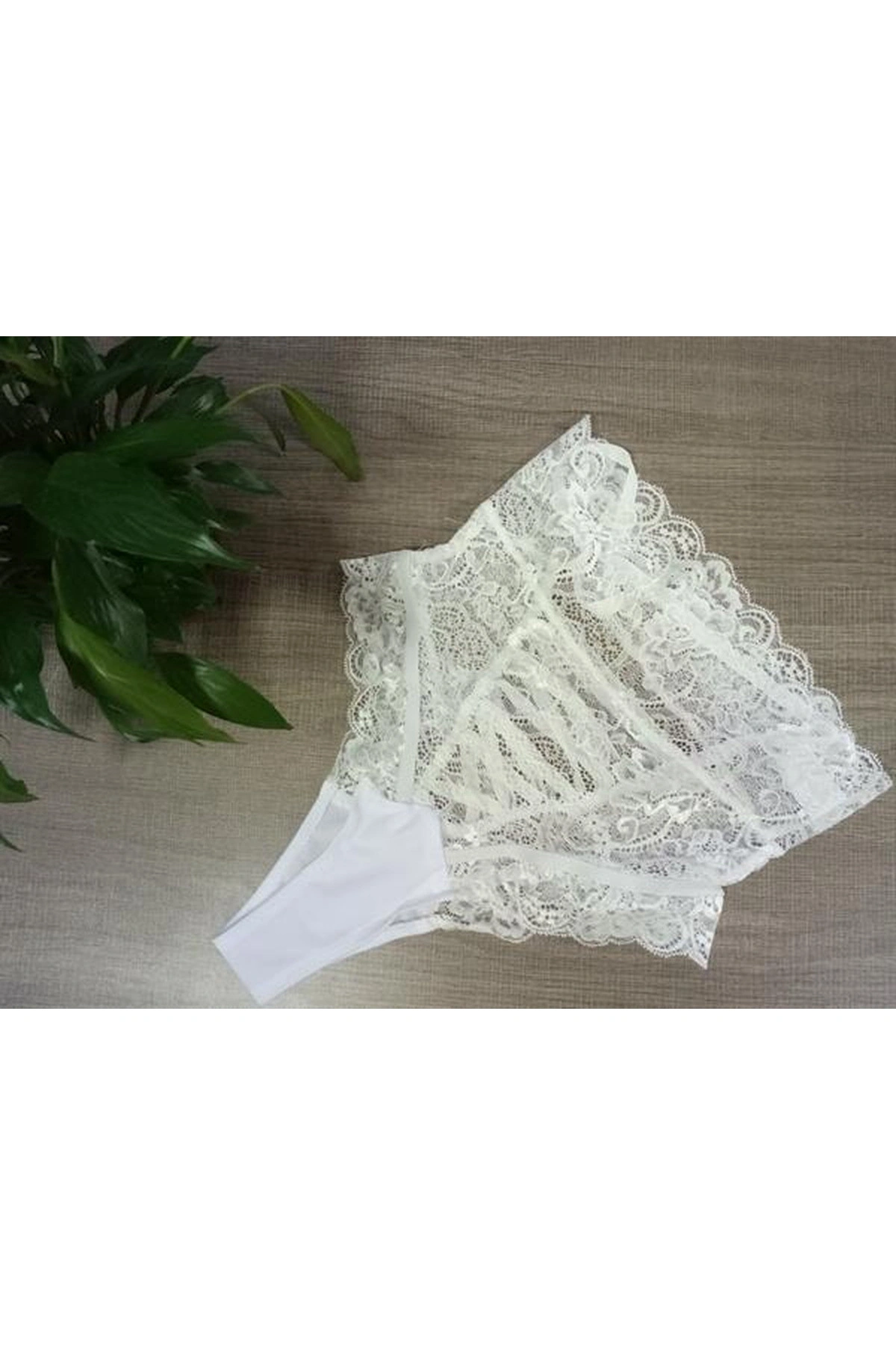 Arkası İp Detaylı Fantezi Kadın Külot Beyaz Renk