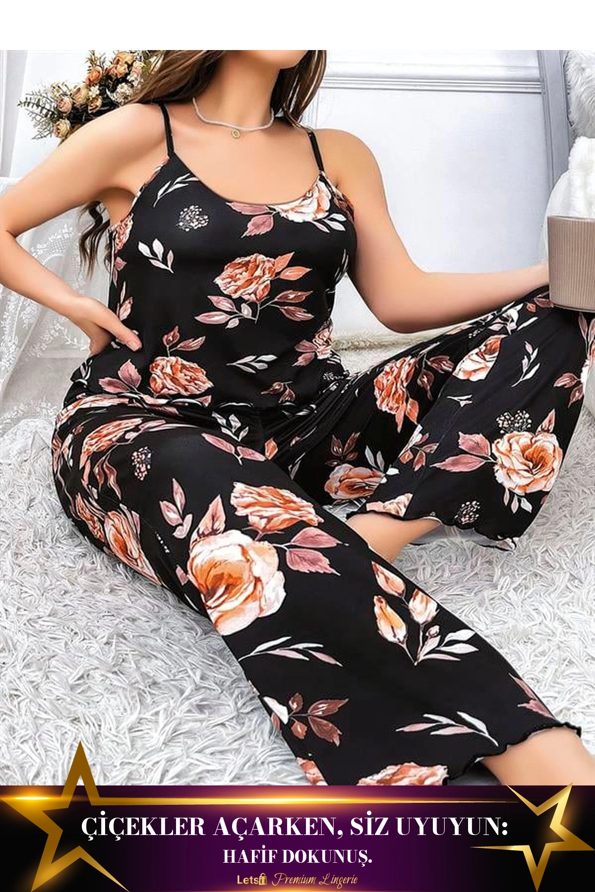 Büyük Çiçek Desenli İnce Askılı Pijama Takımı Siyah Renk