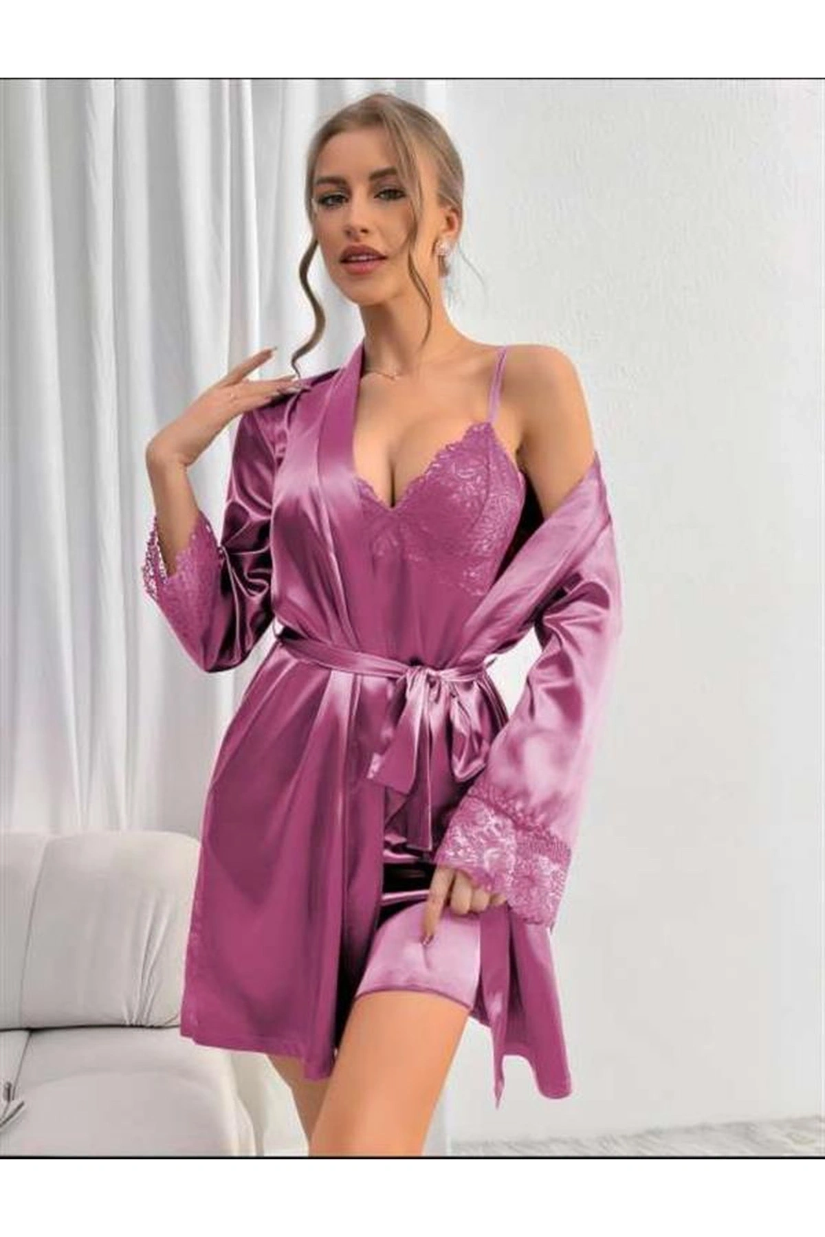 Dantel İşlemeli İnce Askılı Saten Gecelik Sabahlık Takımı Lila Renk