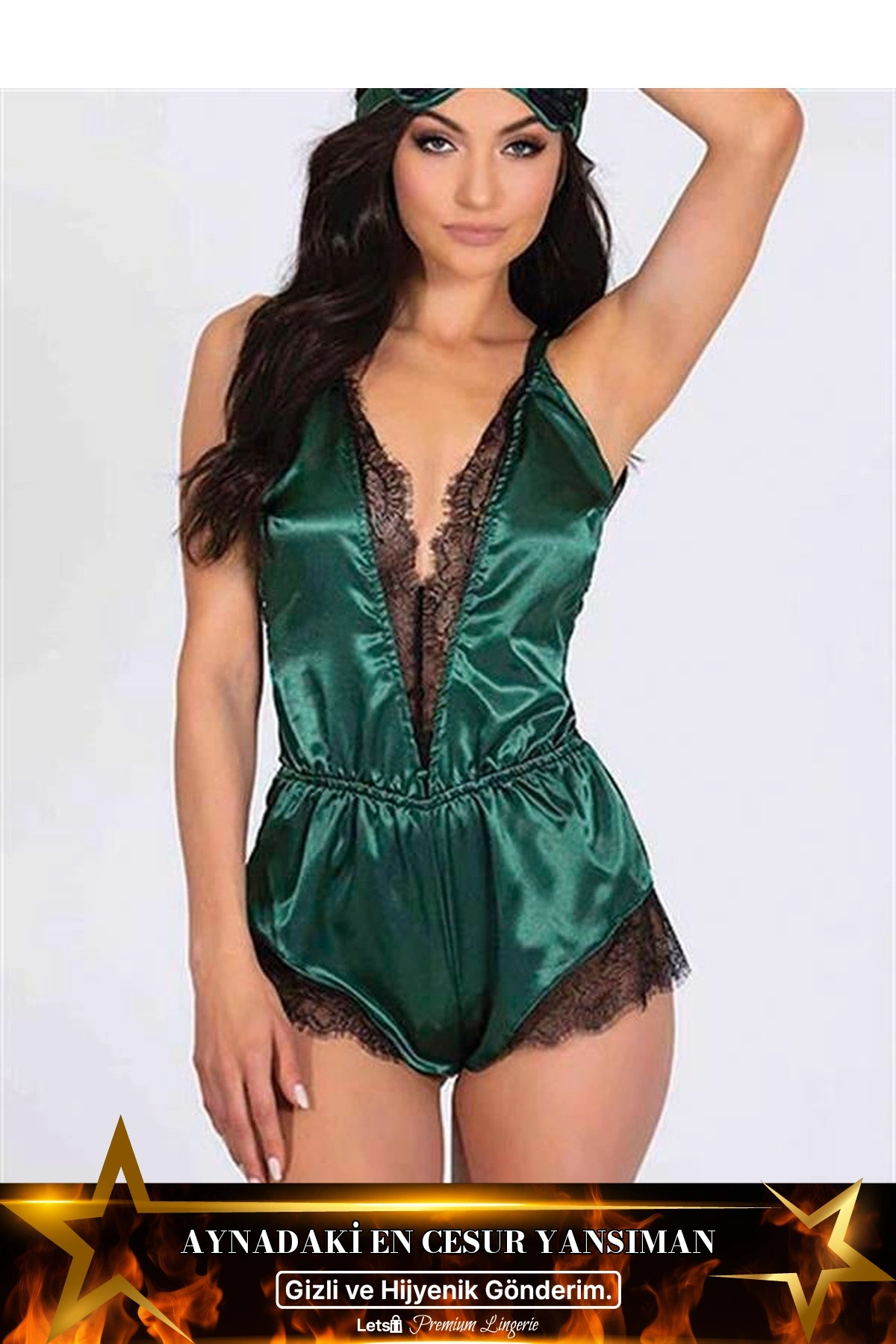 Dantelli Sırt Çapraz Şortlu Fantezi Body Yeşil Renk