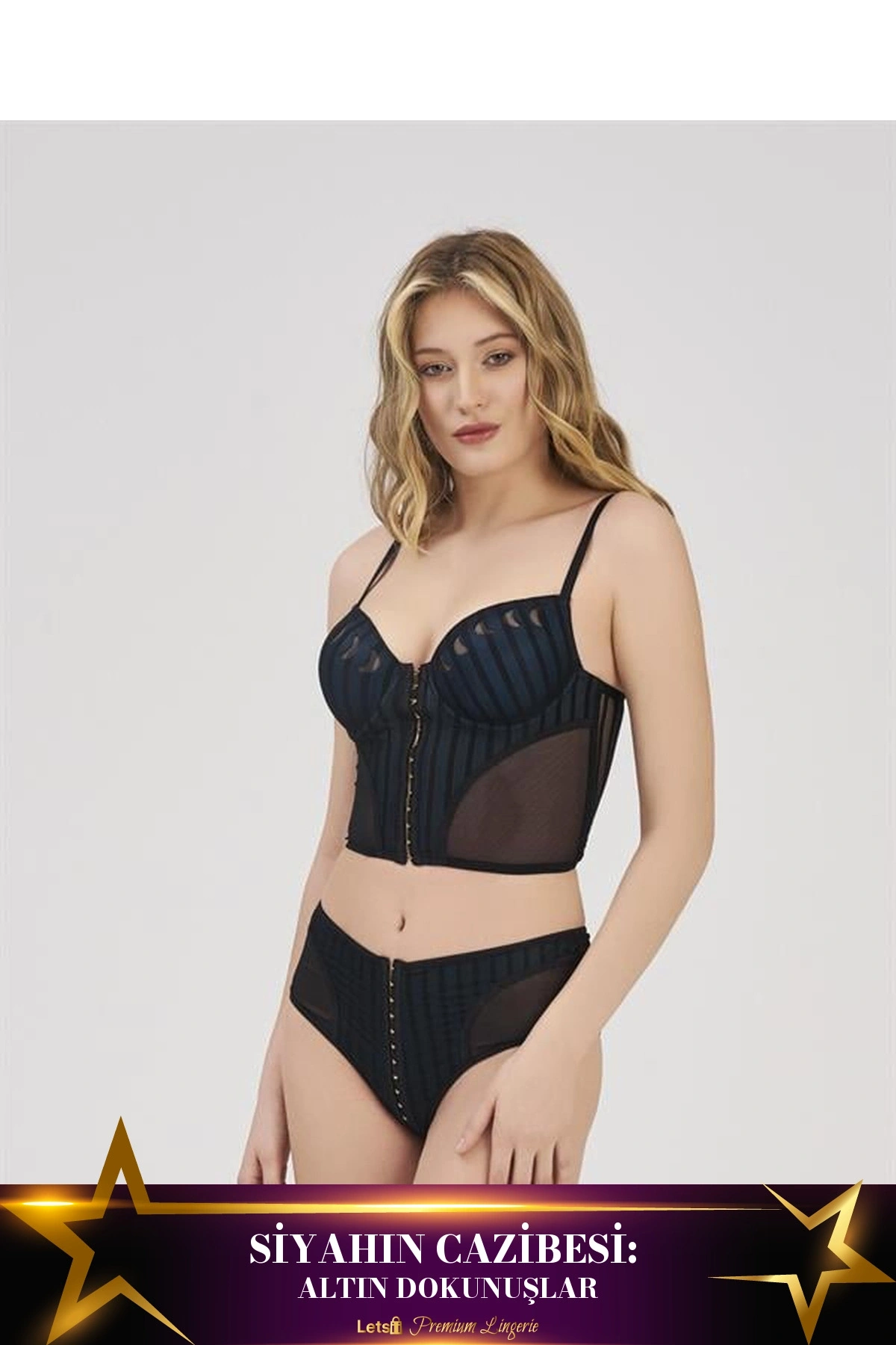 Desteksiz Altın Aksesuarlı Sütyen Takımı Siyah Renk