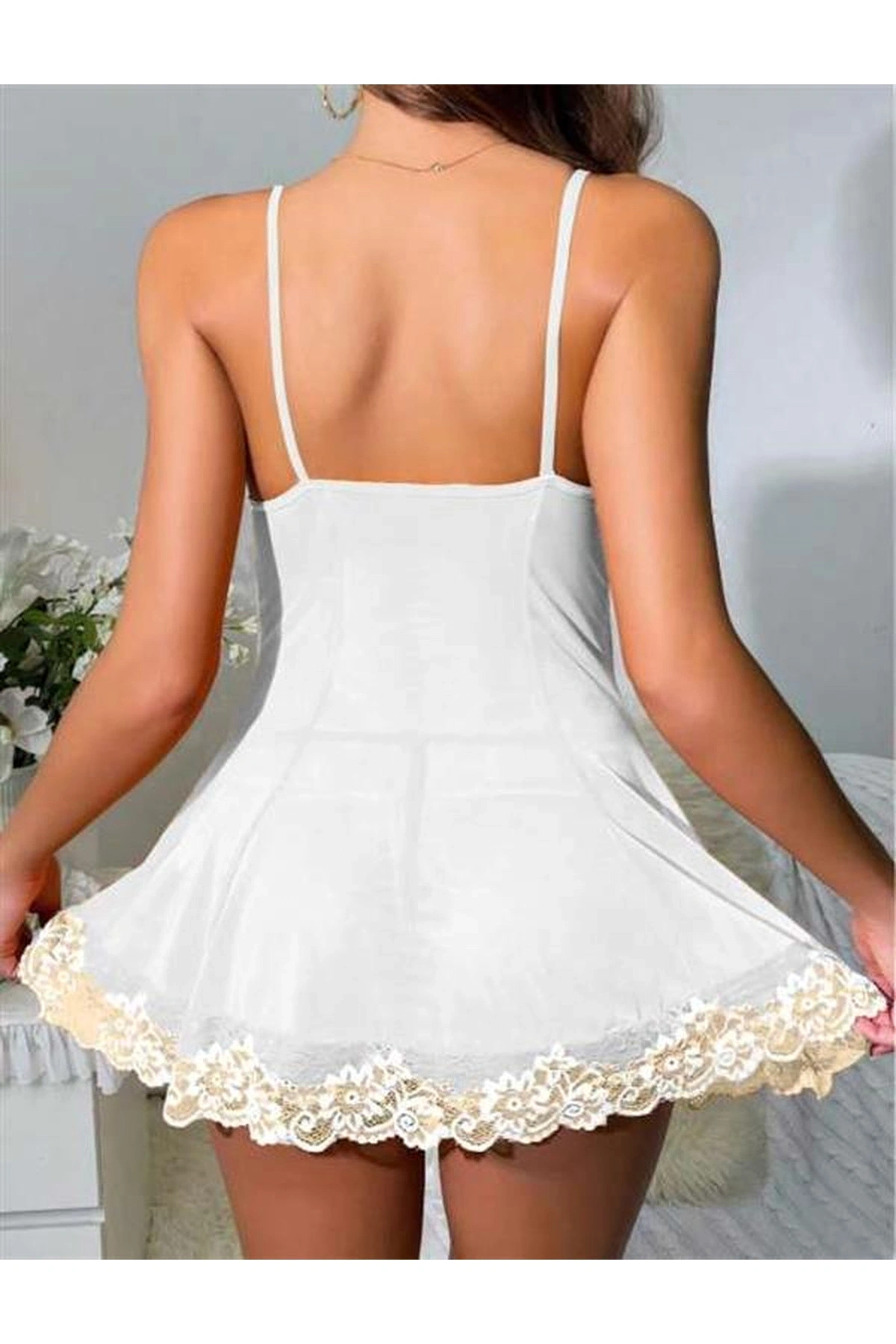 İnce Askılı Dantel İşlemeli Likralı Fantezi Tül Gecelik Beyaz Renk