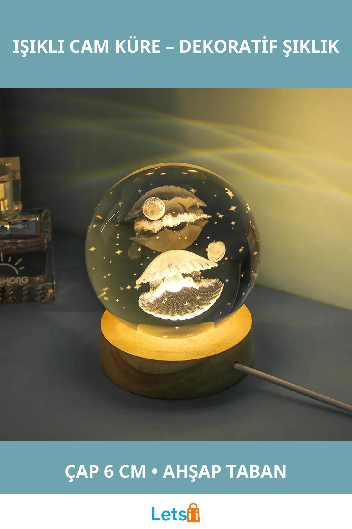 İncili İstiridye Tasarımlı Şık Işıklı Cam Küre Ahşap Altlık