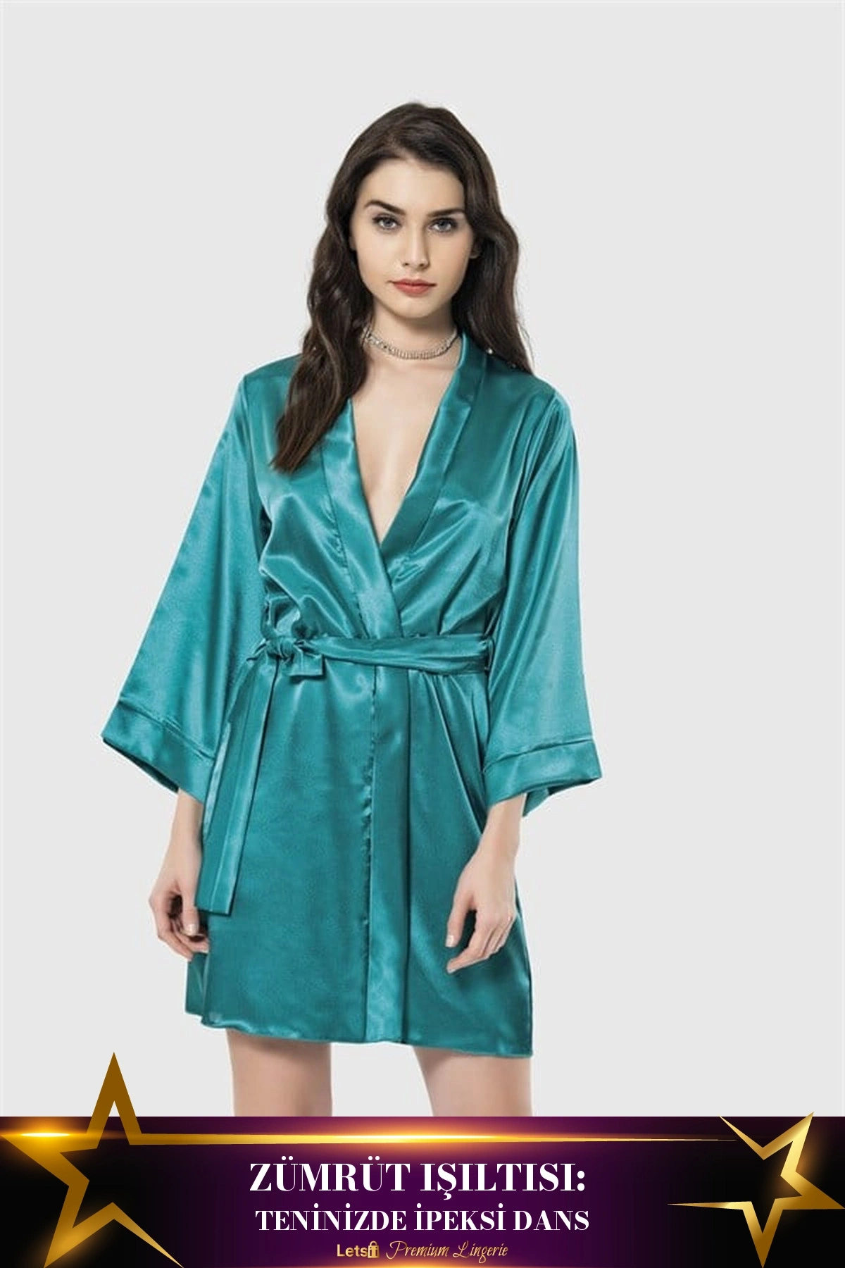 Kısa Saten Kadın Sabahlık Zümrüt Yeşili Renk