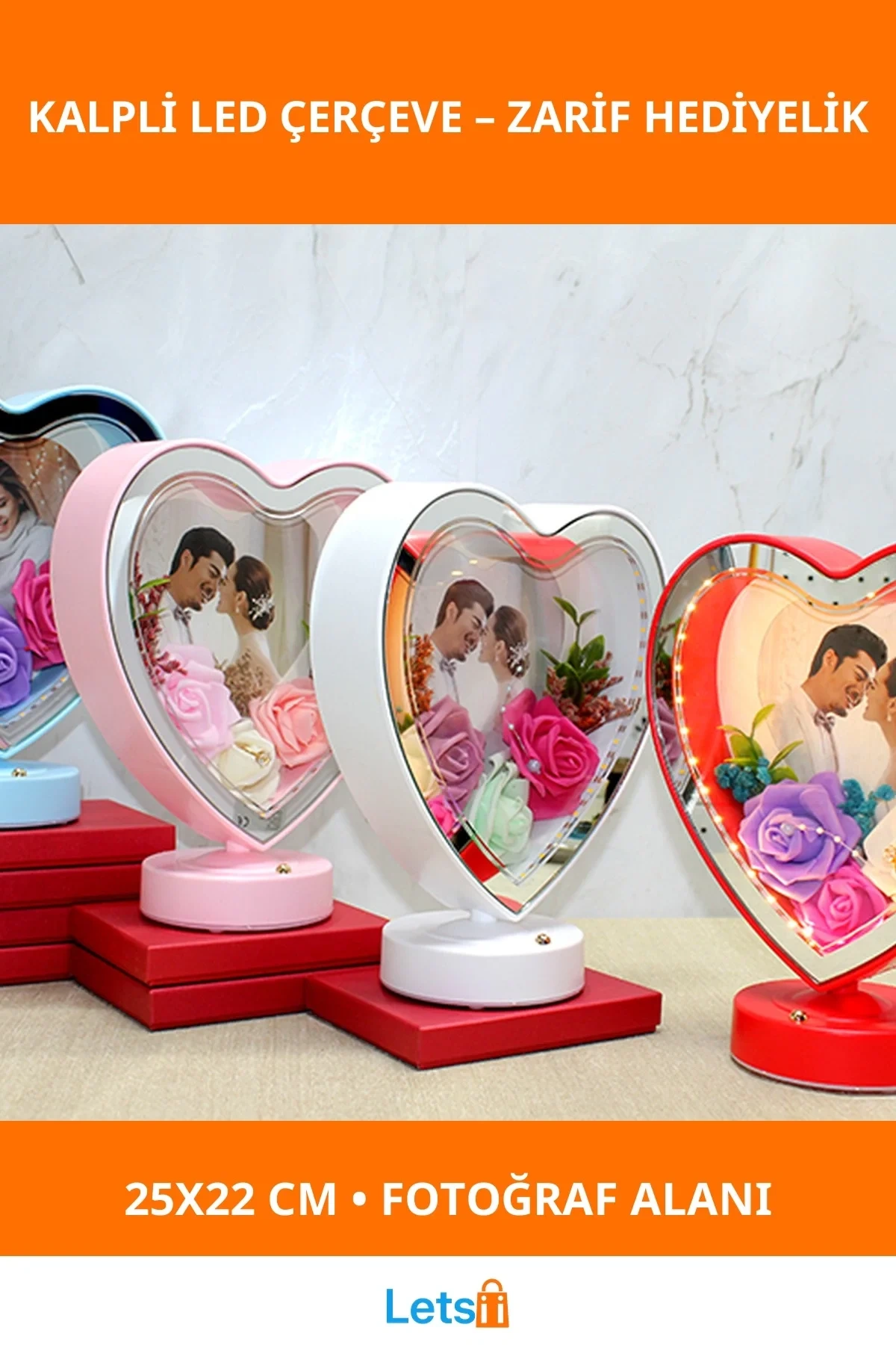 Kişiye Özel Kalpli LED Fotoğraf Çerçevesi 25x22 cm