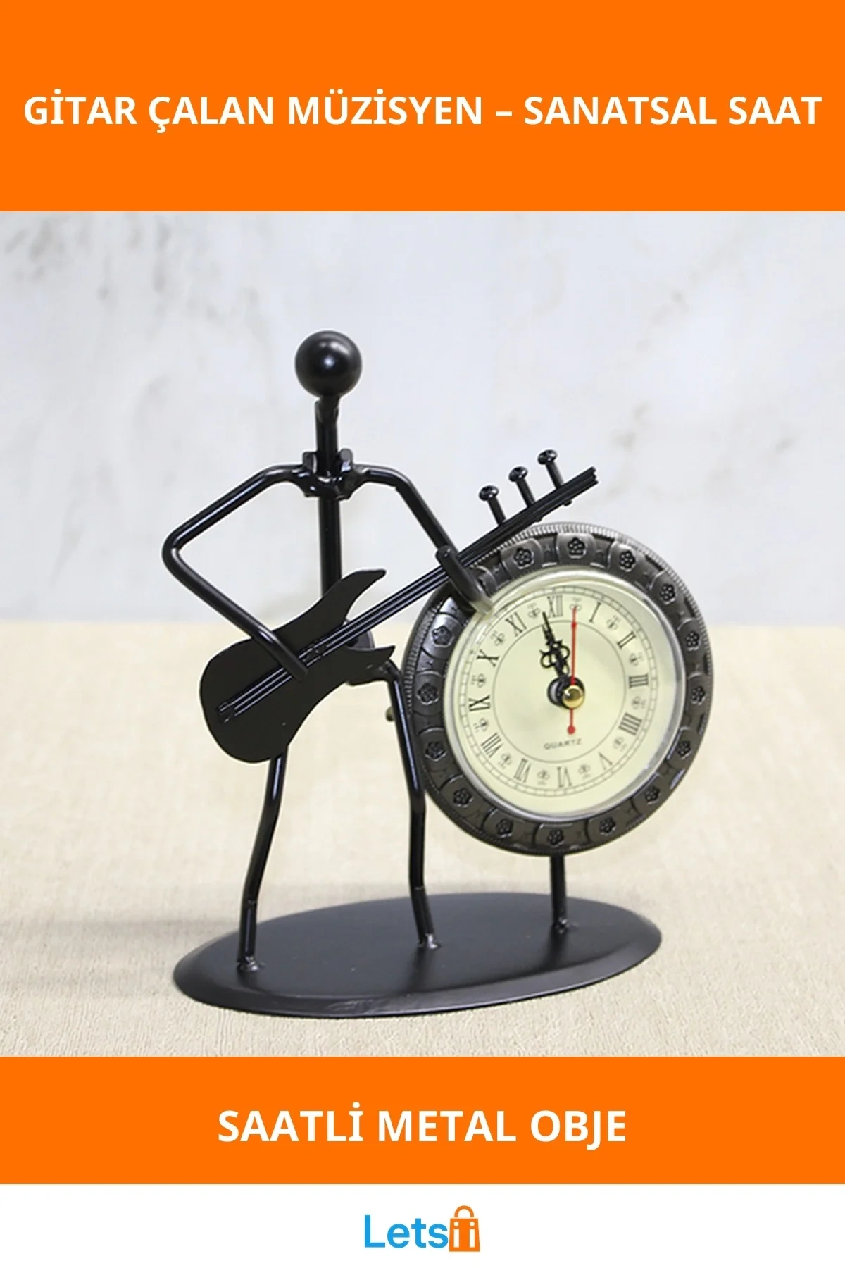 Metal Saatli Gitar Çalan Müzisyen Figürü