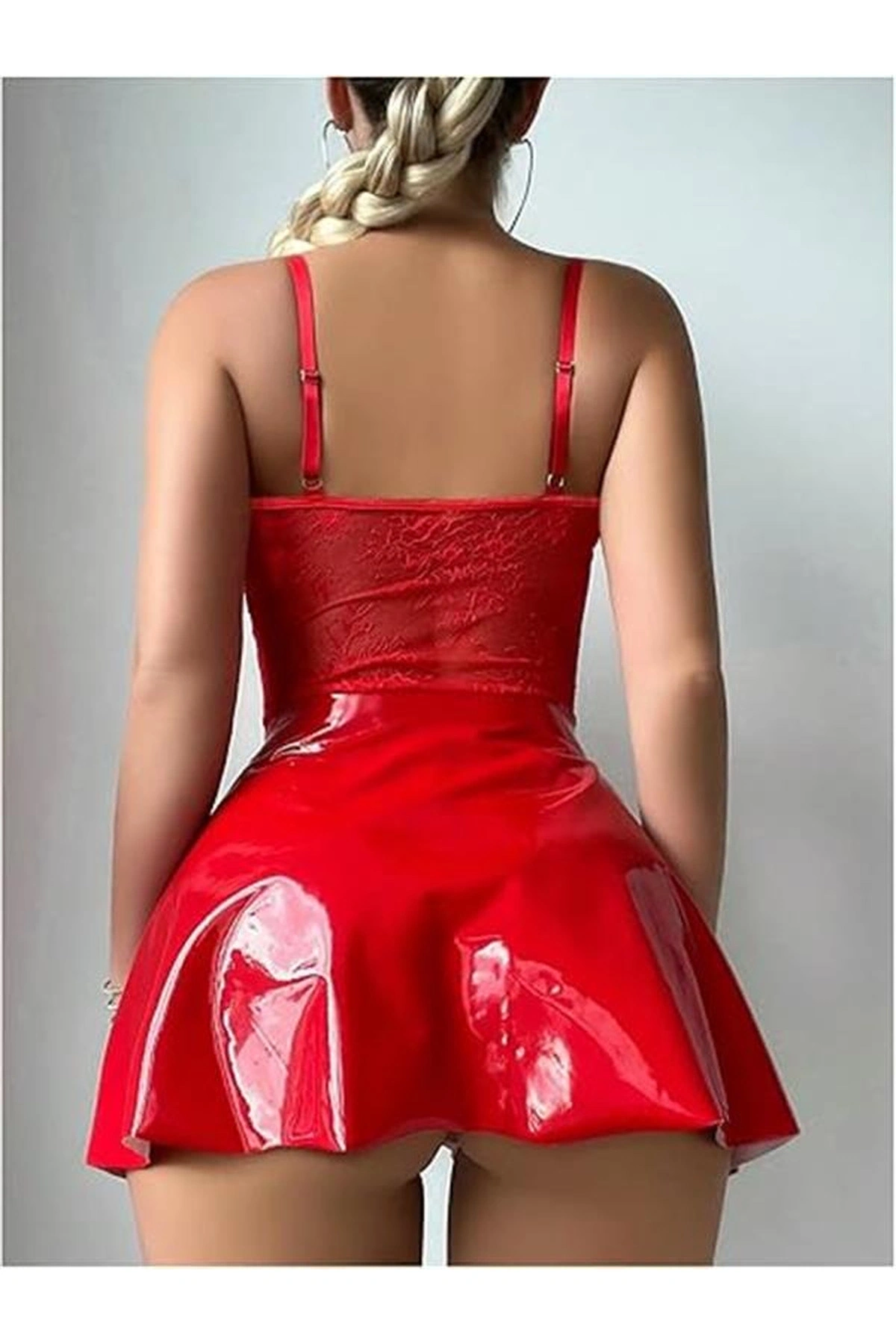 Parlak Deri Bacak Bantlı Fantezi Club Elbise Kırmızı Renk
