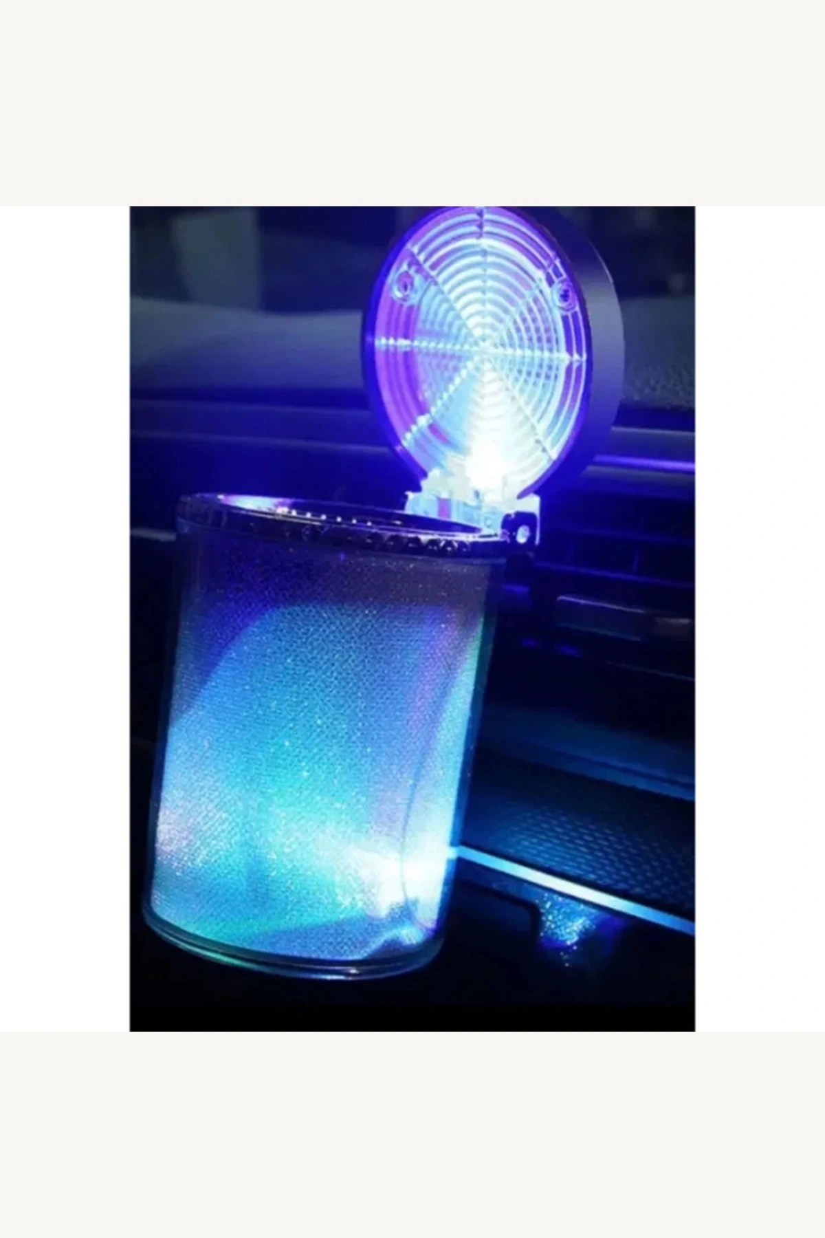 RGB Işıklı Kapaklı Kokusuz Araç İçi Küllük