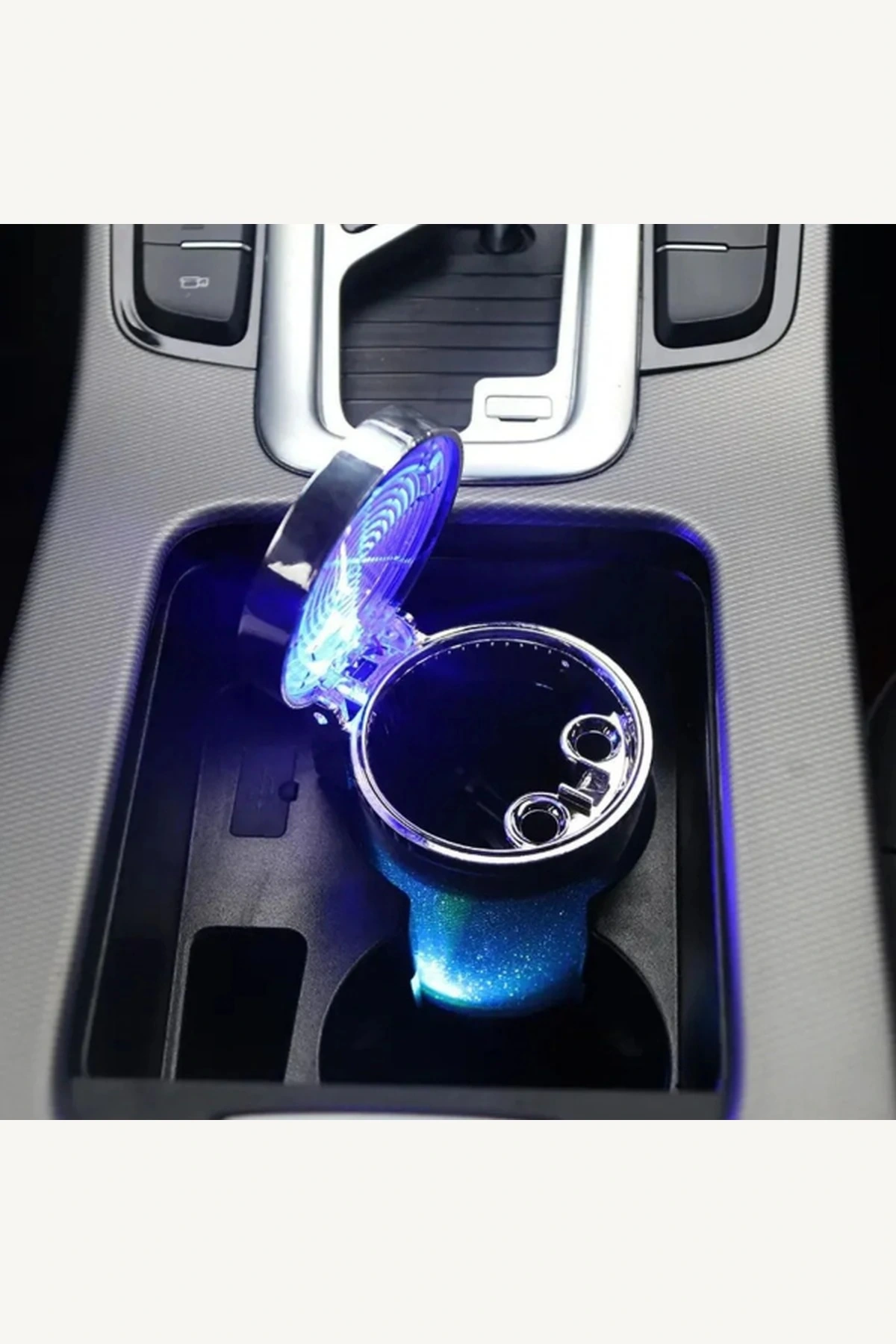 RGB Işıklı Kapaklı Kokusuz Araç İçi Küllük