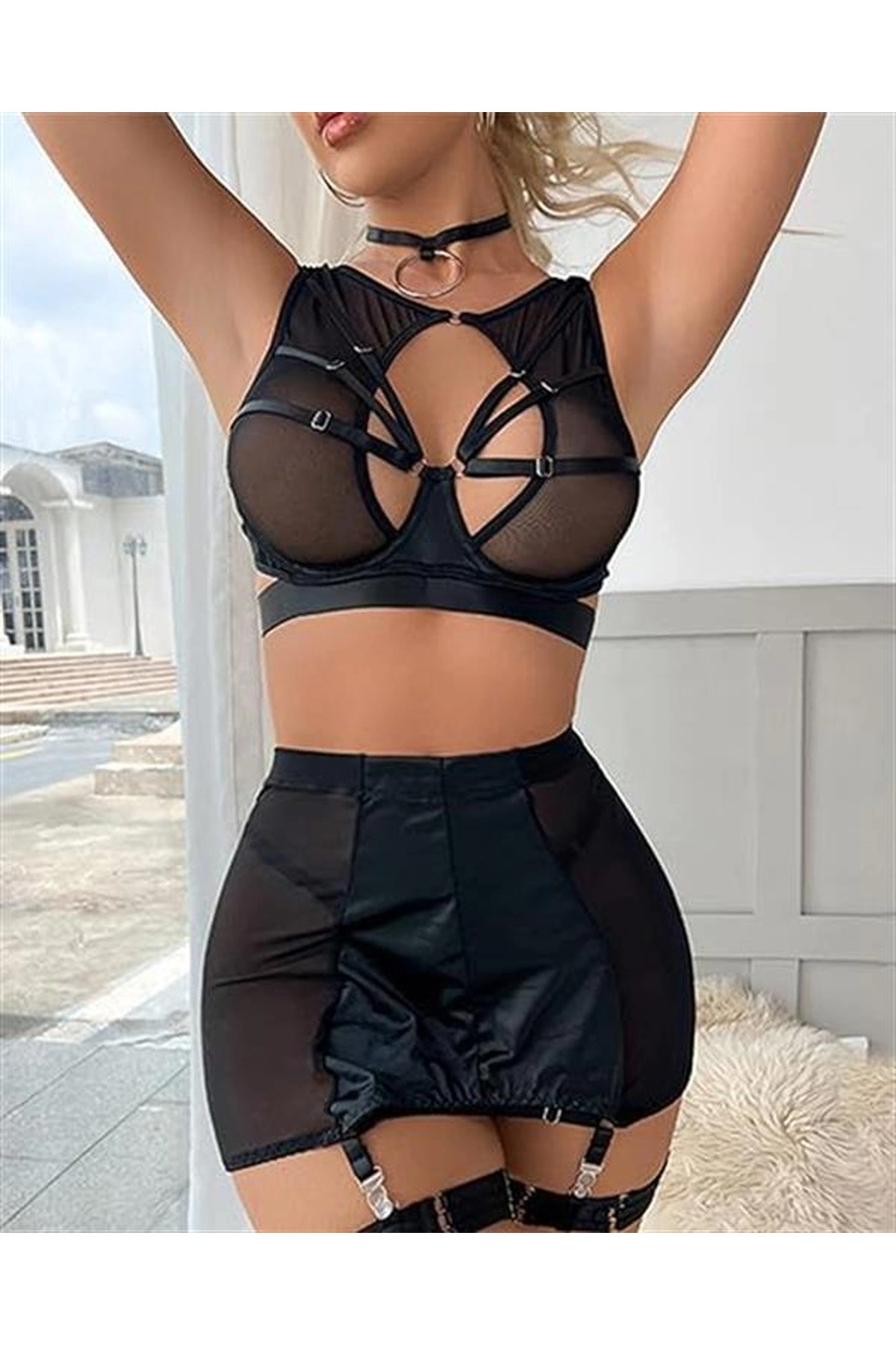 Seksi Etekli Fantezi Jartiyer Takımı Siyah Renk