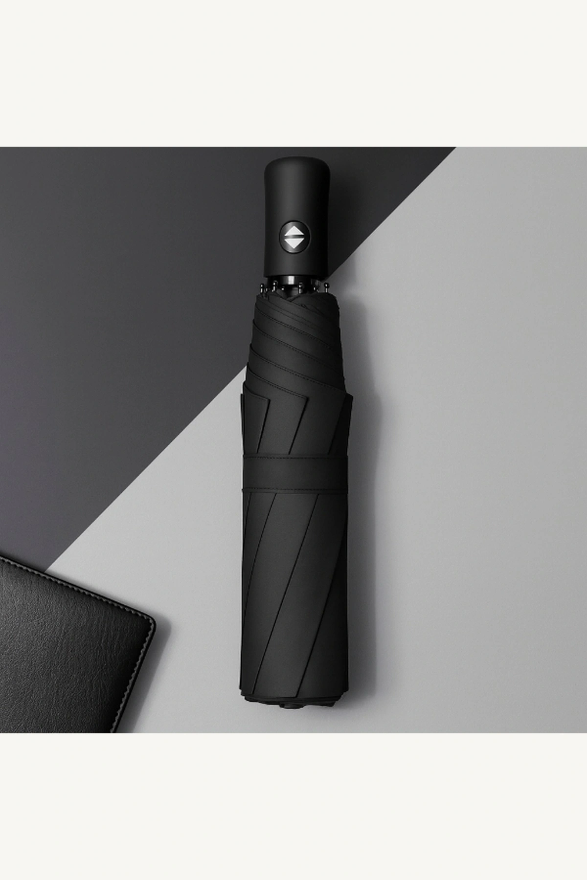 Siyah Otomatik Kompakt Kılıflı 8 Telli Güçlendirilmiş Rüzgar Dayanıklı Seyahat Şemsiyesi 98 cm